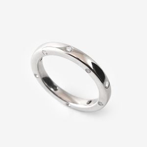 Jealousy – 18k vitguld, diamanter 0.01ct-0.02ct