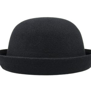 Bowlerhatt i ullfilt