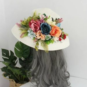 Beige väska och hatt i bohemisk stil