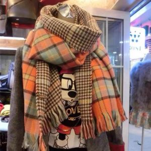 Dubbelsidig rutig scarf